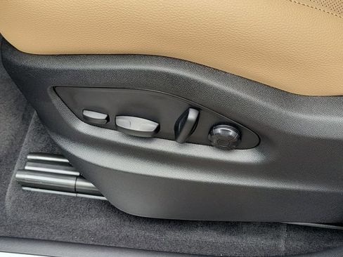 New 2026 Porsche Cayenne E-Hybrid image 24