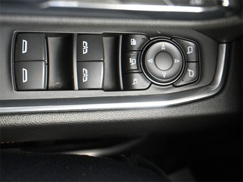 Used 2024 Chevrolet Silverado 2500 High Country w/ High Country Premium Package image 12