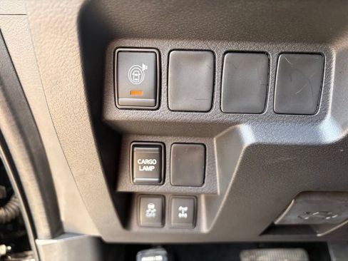 Used 2026 Nissan Frontier PRO-4X AWD/4WD image 29