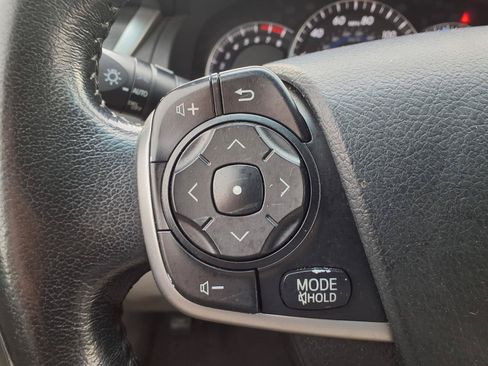 Used 2012 Toyota Camry XLE FWD image 13
