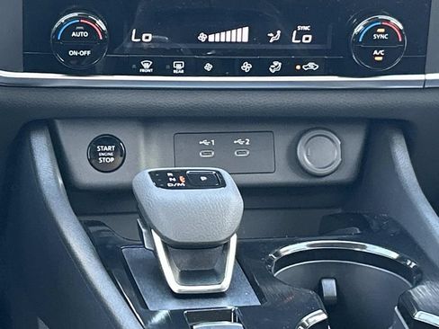 New 2026 Nissan Rogue SV FWD image 27