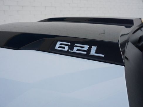 Certified 2025 Chevrolet Silverado 1500 ZR2 w/ Technology Package image 36