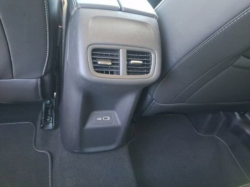 Used 2023 Buick Envision Essence FWD image 20