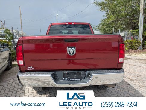 Used 2018 RAM 2500 Tradesman w/ Chrome Appearance Group RWD image 4