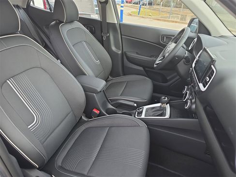 New 2026 Hyundai Venue SEL image 10