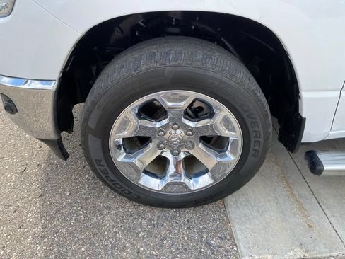 Used 2020 RAM 1500 Big Horn AWD/4WD image 12