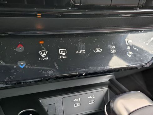 Certified 2025 Nissan Kicks SR w/ Illumination Package FWD image 19