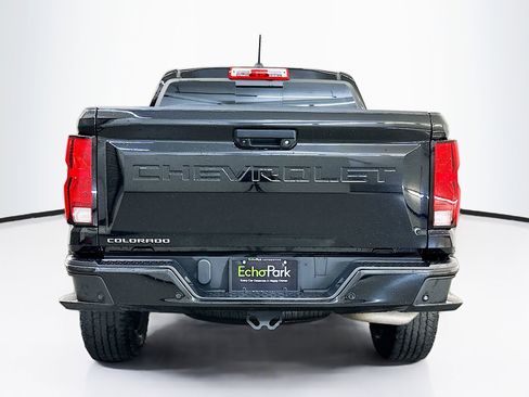 Used 2024 Chevrolet Colorado Trail Boss w/ Technology Package image 7