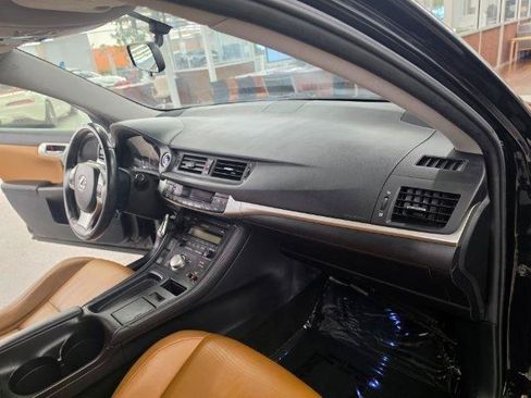 Used 2013 Lexus CT 200h w/ Seat Comfort Pkg FWD image 13