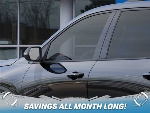 New 2026 Chevrolet Traverse LT w/ Midnight/Sport Edition AWD/4WD image 12
