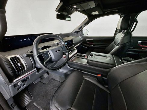 Used 2025 Ford Expedition Max Platinum w/ Stealth Performance Package AWD/4WD image 9