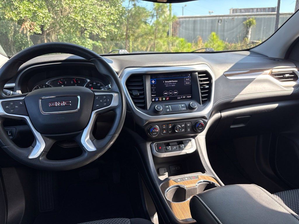 Used 2023 GMC Acadia SLE FWD image 33