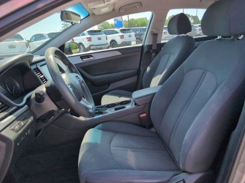 Used 2019 Hyundai Sonata SE image 13