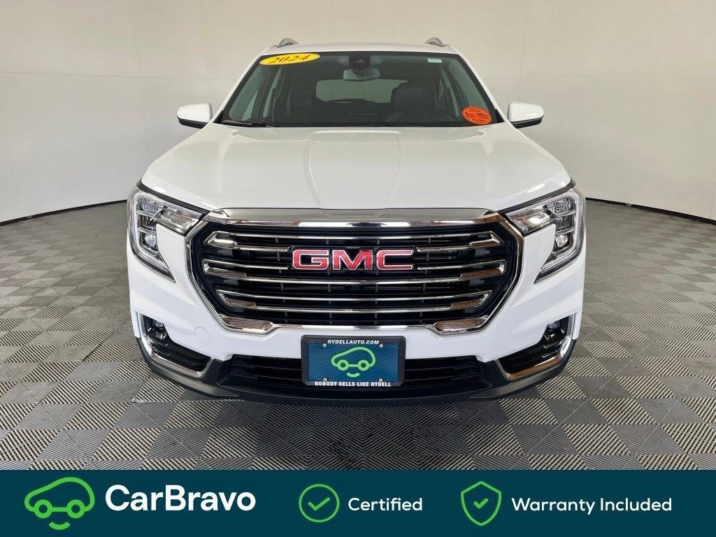 Used 2024 GMC Terrain SLT w/ LPO, Floor Liner Package AWD/4WD image 11