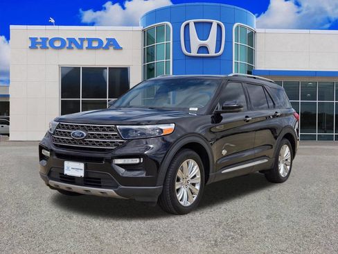 Used 2023 Ford Explorer King Ranch w/ Technology Package RWD image 7