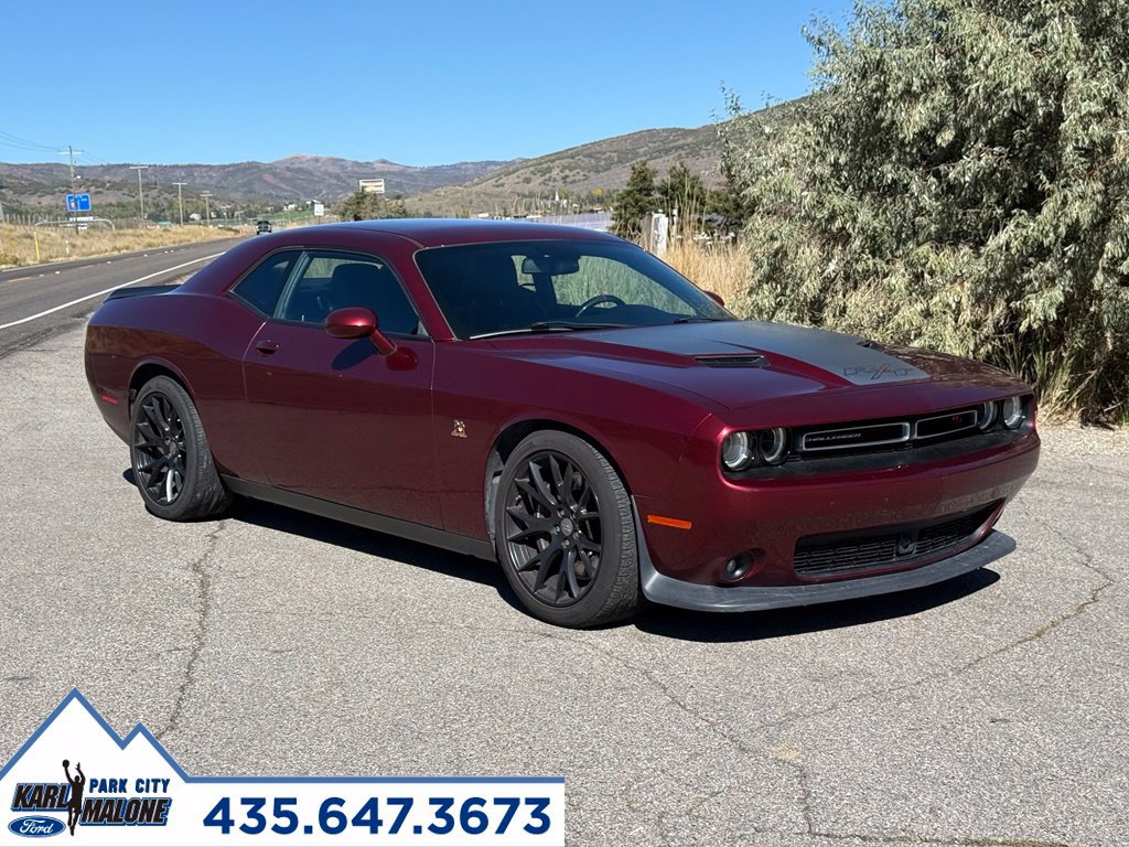 Used 2017 Dodge Challenger R/T Scat Pack w/ Dynamics Package RWD image 7
