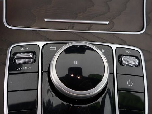 Used 2018 Mercedes-Benz C 300 C 300 image 3