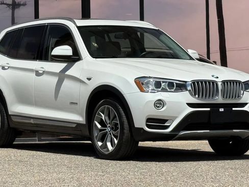 Used 2016 BMW X3 xDrive28i AWD/4WD image 18