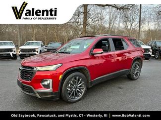 Used 2022 Chevrolet Traverse RS video 1