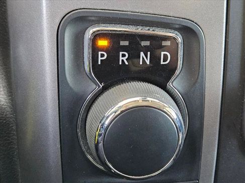 Used 2023 RAM 1500 Classic SLT AWD/4WD image 18