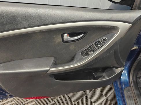 Used 2014 Hyundai Elantra GT FWD image 25