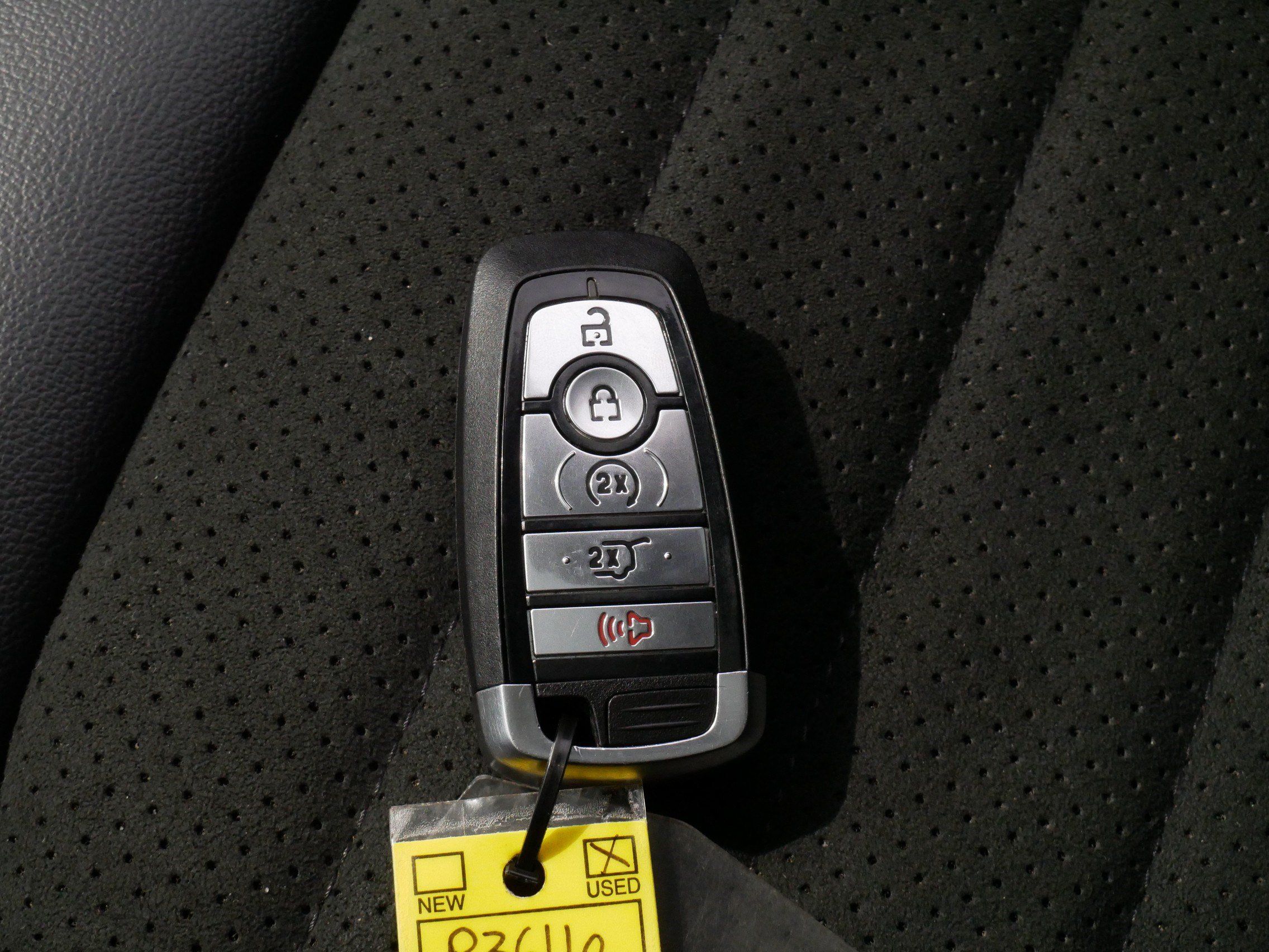 Used 2024 Ford Edge ST-Line w/ Class II Trailer Tow Package AWD/4WD image 36