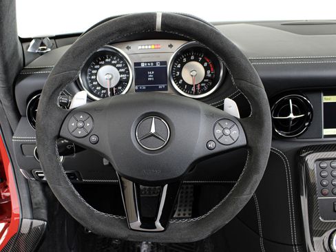 Used 2015 Mercedes-Benz SLS AMG GT Final Edition image 35