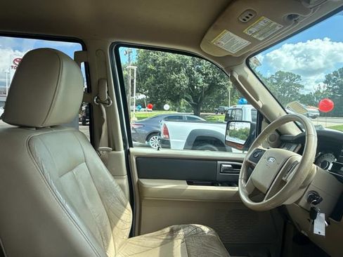 Used 2014 Ford Expedition EL XLT w/ Equipment Group 202A RWD image 18