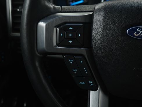 Used 2019 Ford Expedition Platinum image 27