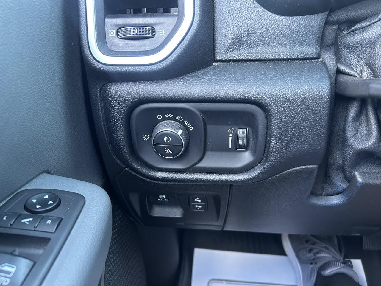 Used 2021 RAM 1500 Big Horn AWD/4WD image 26
