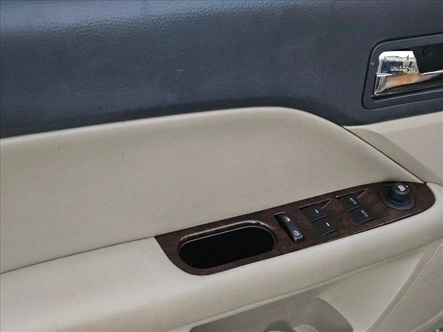 Used 2011 Ford Fusion SEL w/ 302A Rapid Spec Order Code FWD image 8