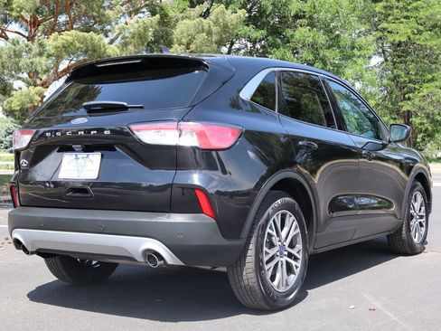 Used 2022 Ford Escape SEL image 5