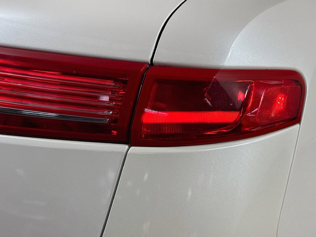 Used 2019 Lincoln MKT AWD image 33