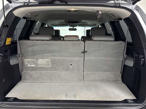 Used 2010 Toyota Sequoia Platinum image 28