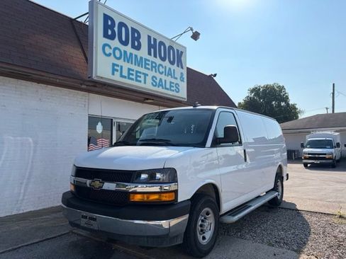 Used 2025 Chevrolet Express 2500 w/ Driver Convenience Package RWD image 1