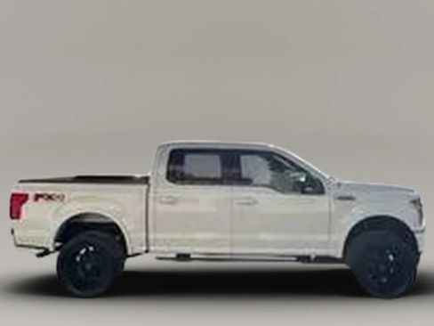 Used 2019 Ford F150 XLT w/ Equipment Group 302A Luxury AWD/4WD image 12