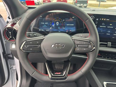 New 2026 Chevrolet Equinox RS w/ Convenience Package III image 14