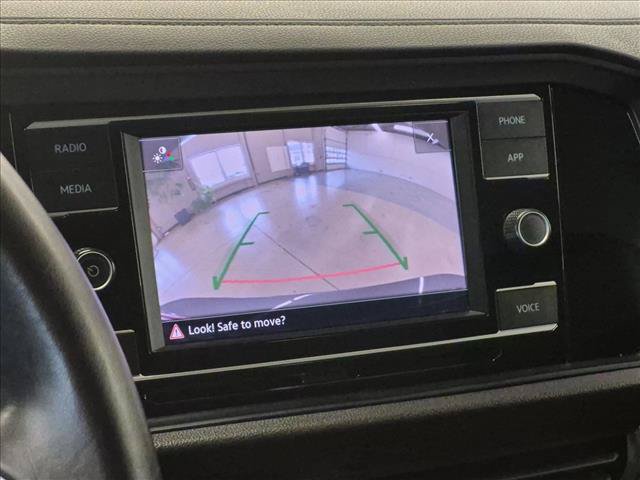 Used 2024 Volkswagen Jetta SE FWD image 13