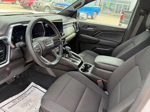 Used 2024 GMC Canyon Elevation w/ Convenience Package image 16