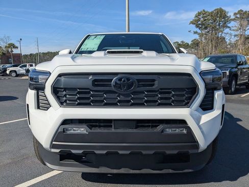 New 2026 Toyota Tacoma SR image 10