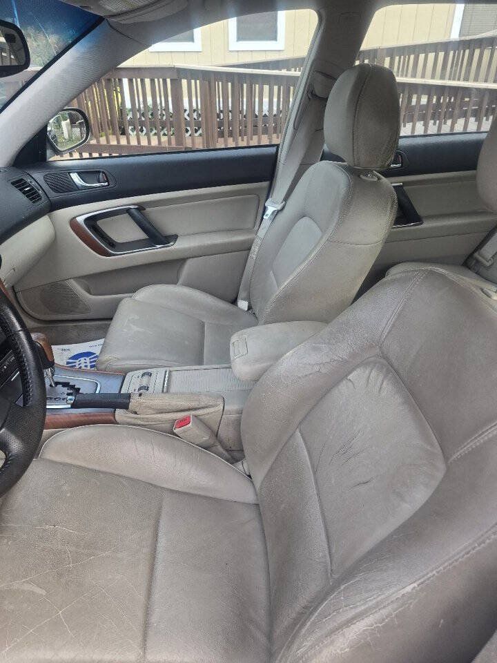 Used 2005 Subaru Outback 2.5i Limited AWD/4WD image 6