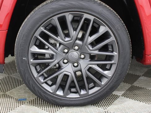 Used 2022 Jeep Compass Limited w/ (RED) Package image 42