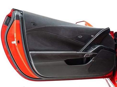 Used 2014 Chevrolet Corvette Stingray Glass Roof with Many image 17