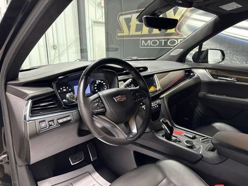 Used 2023 Cadillac XT6 Sport w/ Platinum Package AWD/4WD image 6