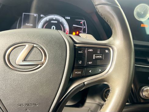 Used 2023 Lexus ES 350 image 19