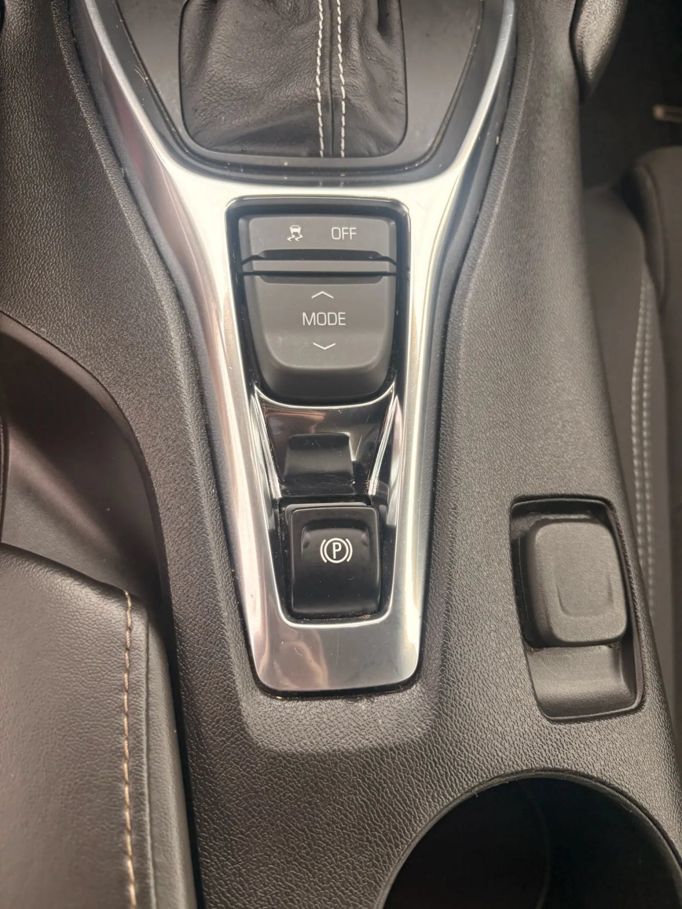 Used 2018 Chevrolet Camaro SS RWD image 23