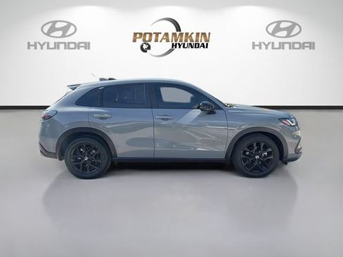 Used 2024 Honda HR-V Sport image 4