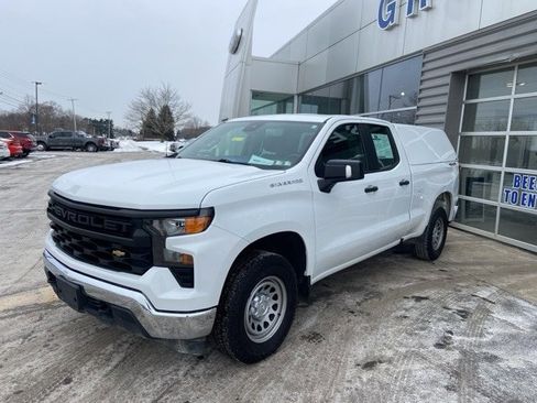 Used 2022 Chevrolet Silverado 1500 W/T w/ WT Safety Package image 2