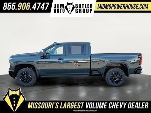 New 2026 Chevrolet Silverado 2500 LT w/ Trail Boss Package AWD/4WD image 2