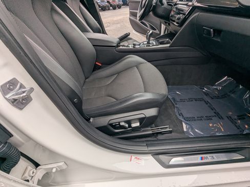 Used 2018 BMW M3 image 13